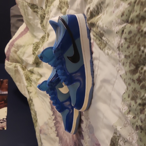 Custom Nike Dunk low - Picture 1 of 4